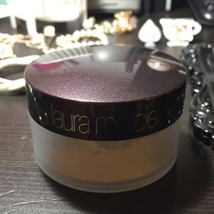 Laura Mercier translucent setting powder full size